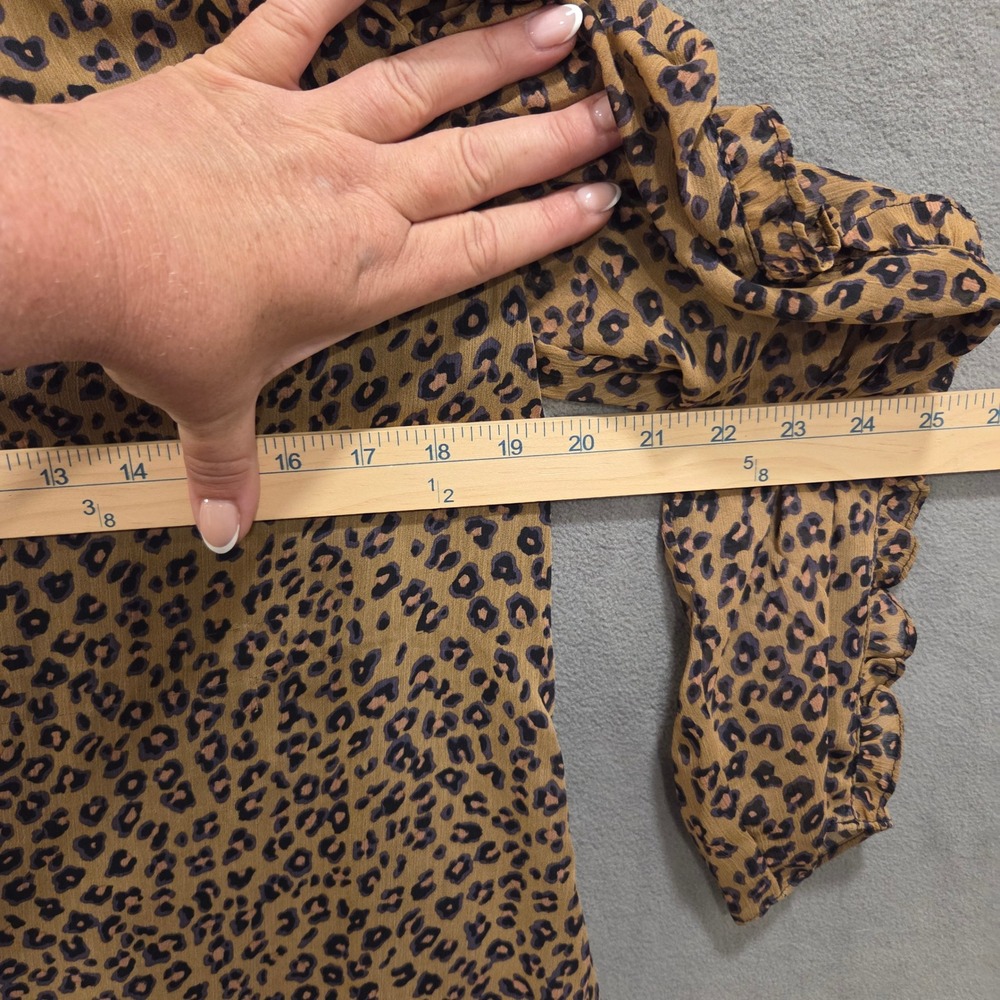 CeCe Ruffle Ruched Leopard Print Blouse Women's Size Small Office Romantic Chic - Picture 13 of 14